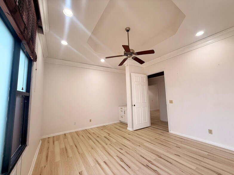 More Photos Of 7161 Lee Hwy, Chattanooga Medical For Sale