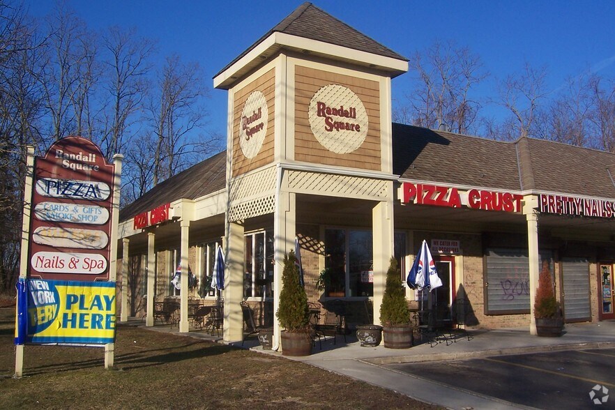 More Photos Of 1699 Middle Country Rd, Ridge Unknown For Lease