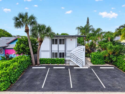 Primary Photo Of 309 S Palmway, Lake Worth Beach Multifamily For Sale