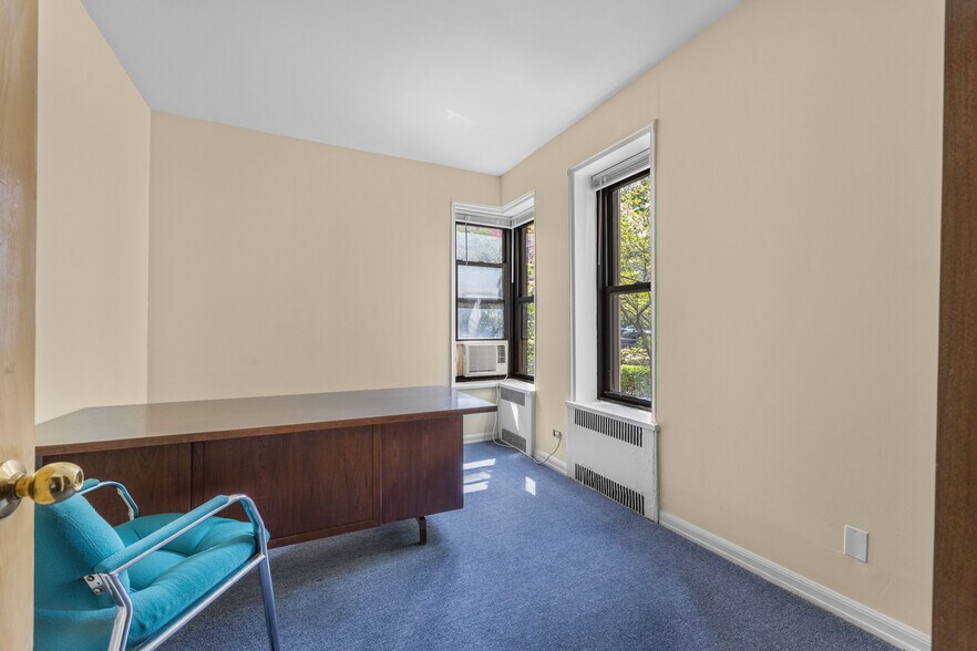 More Photos Of 20 Plaza St E, Brooklyn Apartments For Sale