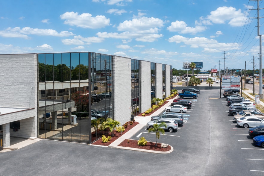Primary Photo Of 6709 Ridge Rd, Port Richey Medical For Lease