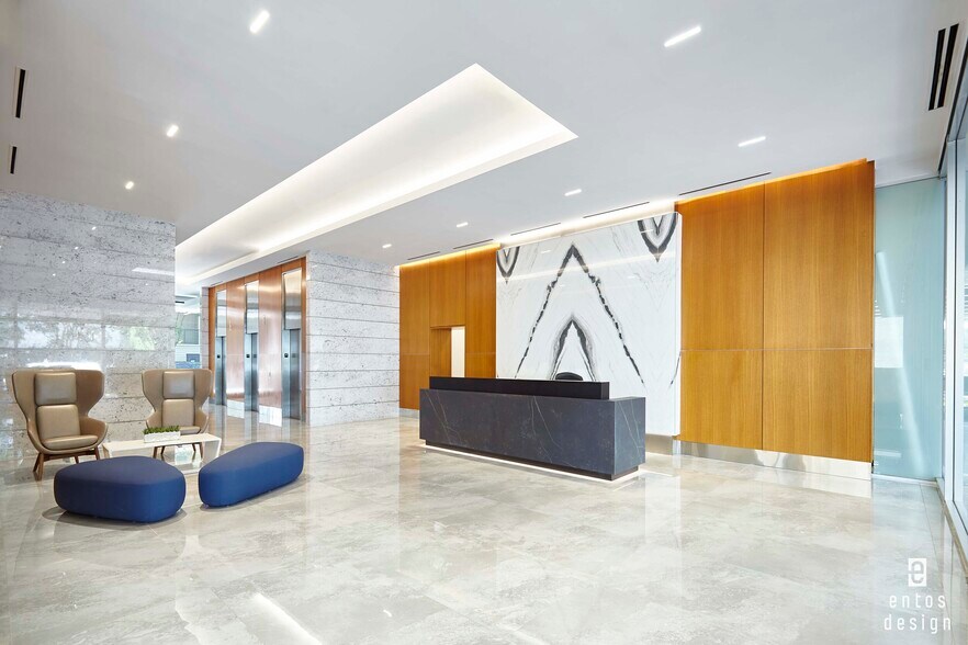 More Photos Of 4040 N Central Expy, Dallas Office For Lease