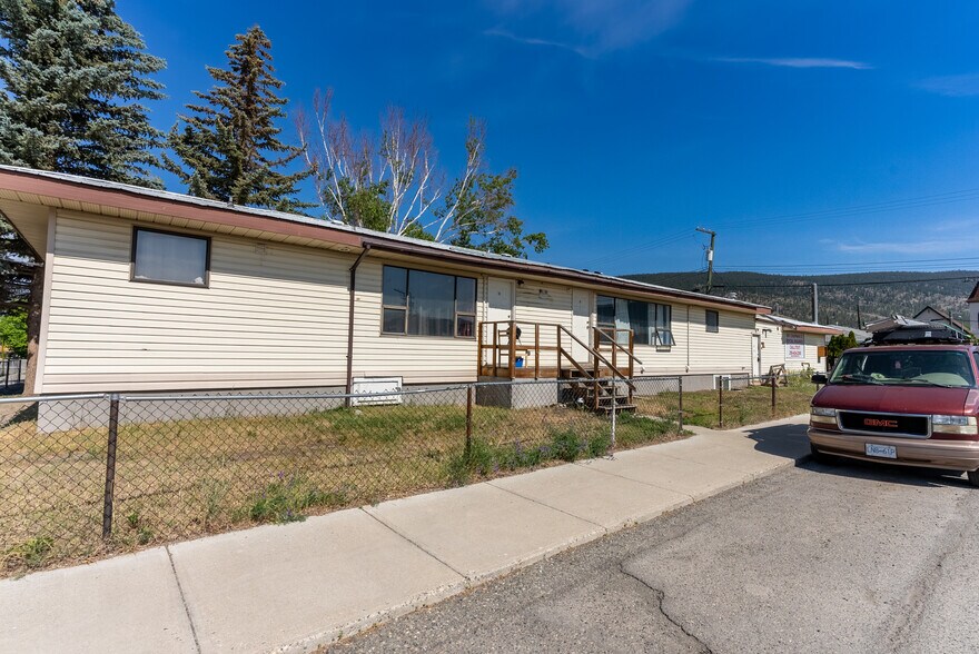 More Photos Of 1801 Chapman St, Merritt Apartments For Sale