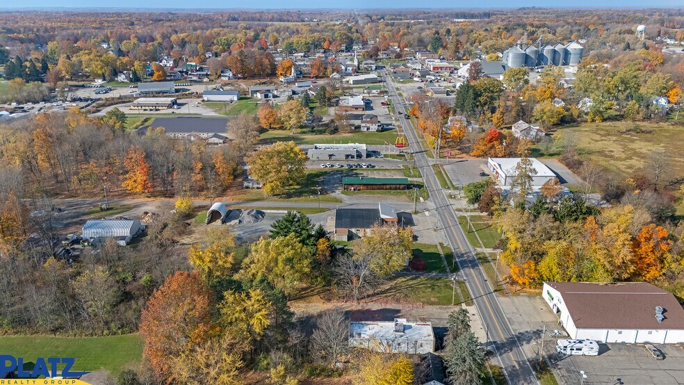 More Photos Of 438 E Main St, Andover Freestanding For Lease