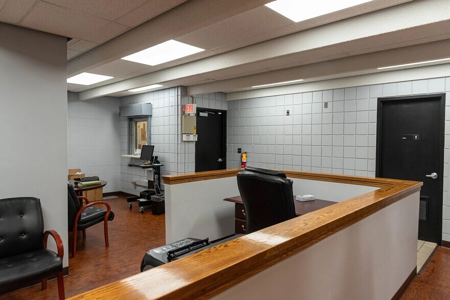 More Photos Of 2270 Ashland Ave, Toledo Lodge Meeting Hall For Sale