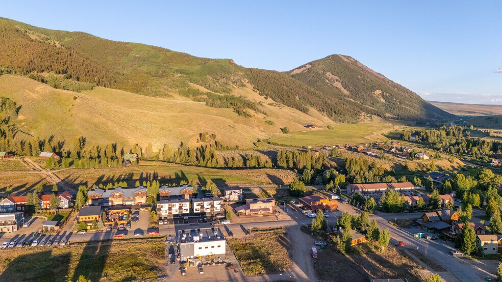 More Photos Of 228 Elcho Ave, Crested Butte Service Station For Sale