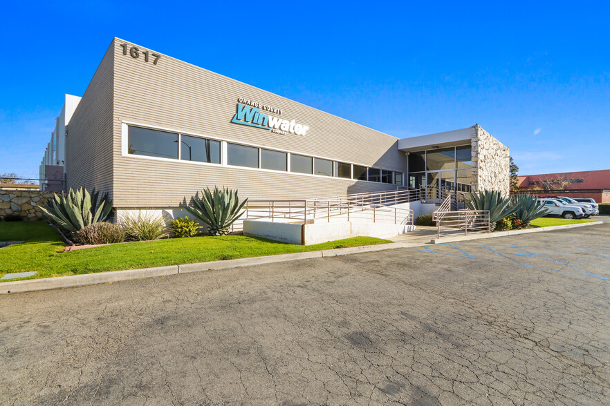 Primary Photo Of 1617 E Ball Rd, Anaheim Manufacturing For Lease
