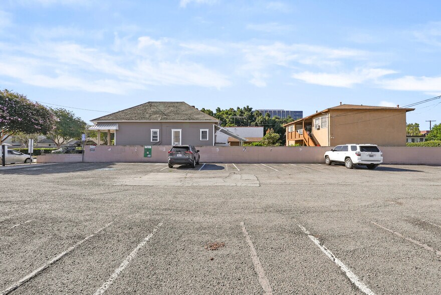 More Photos Of 846 N Van Ness Ave, Santa Ana Land For Sale