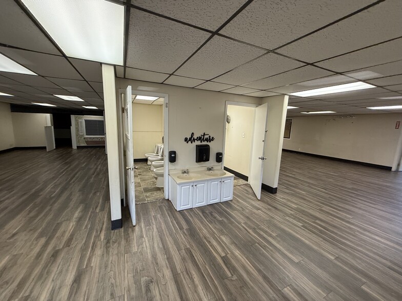 More Photos Of 101 N Royal Tower Rd, Irmo Daycare Center For Lease