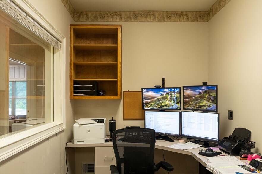 More Photos Of 1299 Battlecreek Rd, Jonesboro Medical For Sale