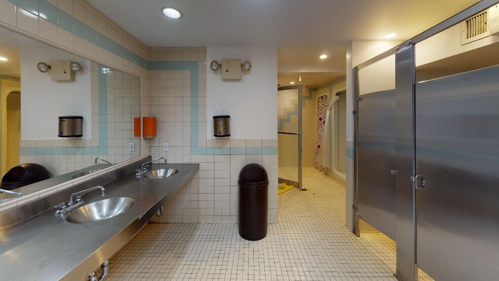 More Photos Of 65-75 Woodhaven Blvd, Flushing Storefront Retail Office For Sale