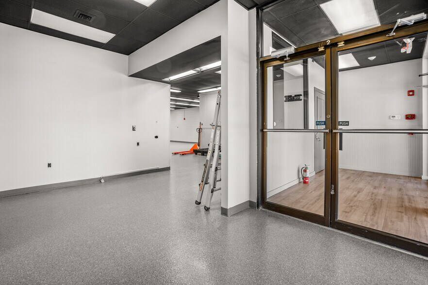 More Photos Of 8602 Tarpon Springs Rd, Odessa Specialty For Sale