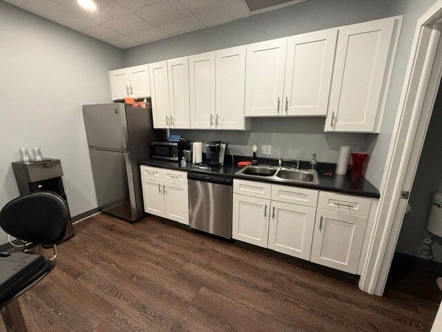 More Photos Of 666 Dundee Rd, Northbrook Office For Lease