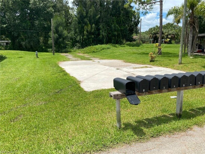 More Photos Of 1475 N Bridge St, LaBelle Manufactured Housing Mobile Home Park For Sale