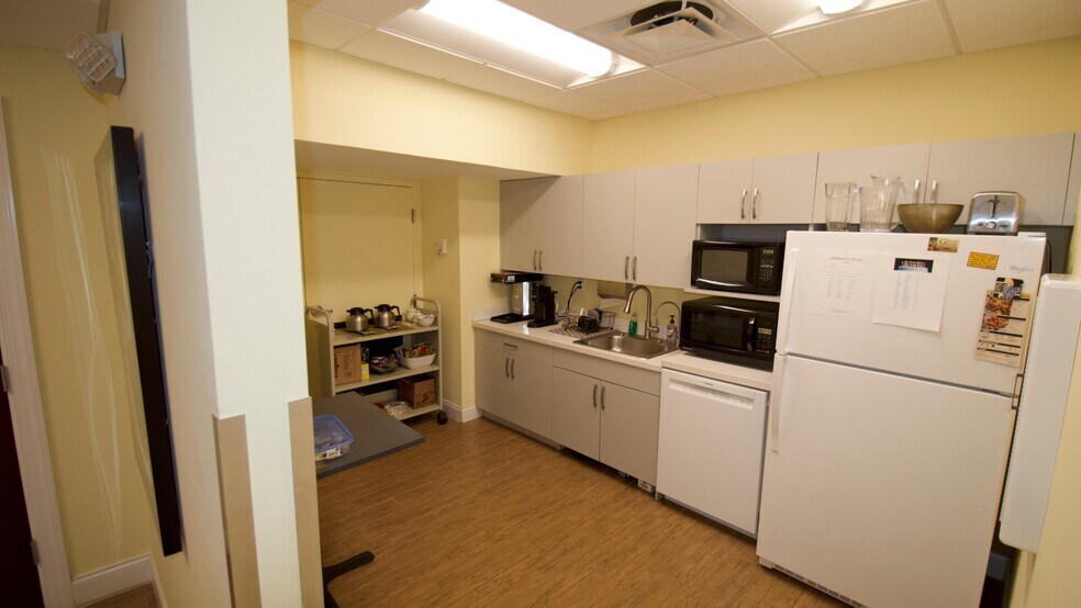 More Photos Of 1232-1238 N University Dr, Plantation Office For Lease