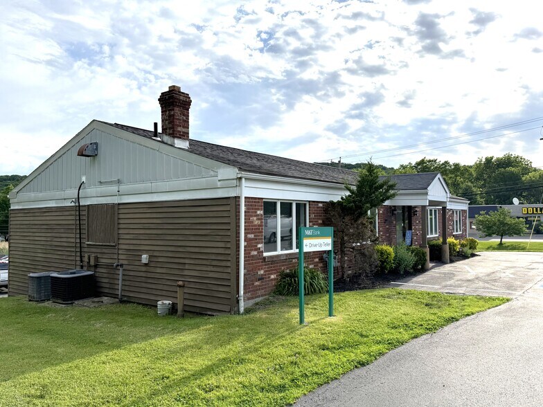 More Photos Of 2507 US Route 11, La Fayette Storefront Retail Office For Lease