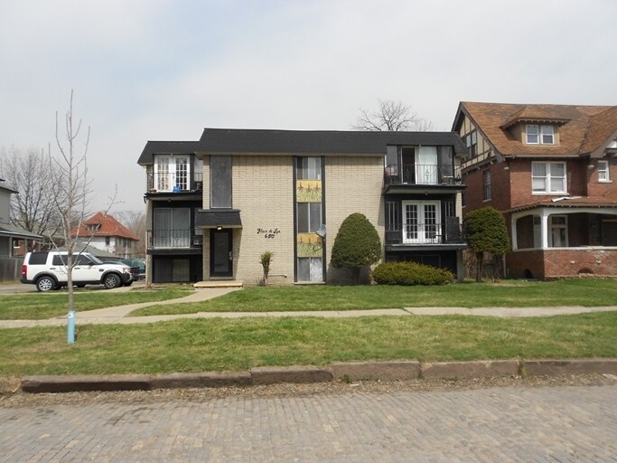 More Photos Of 650 Virginia Park St, Detroit Apartments For Sale