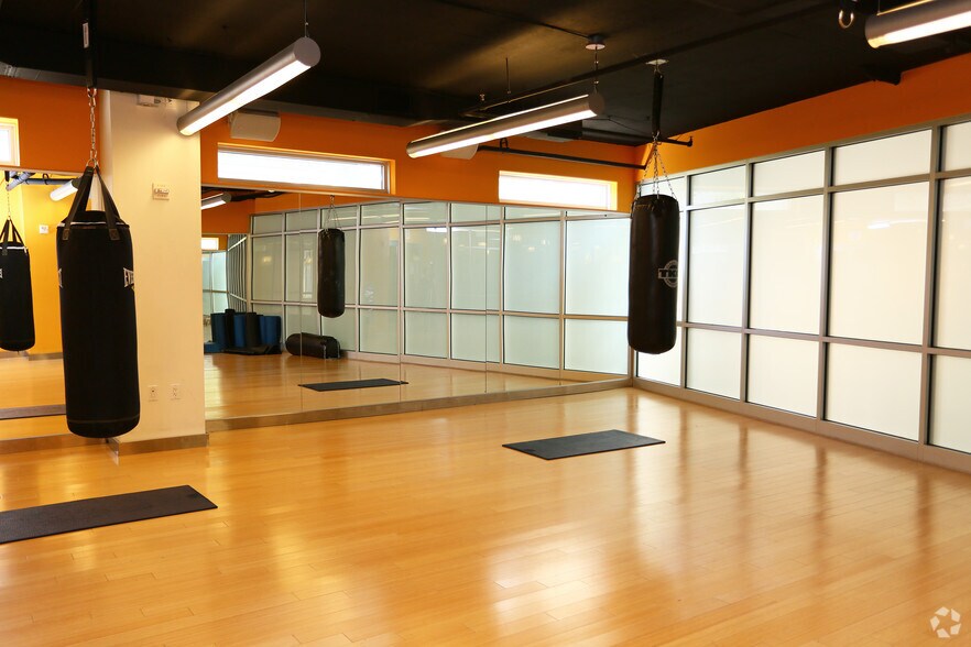 More Photos Of 1400 Irving St NW, Washington Apartments For Lease