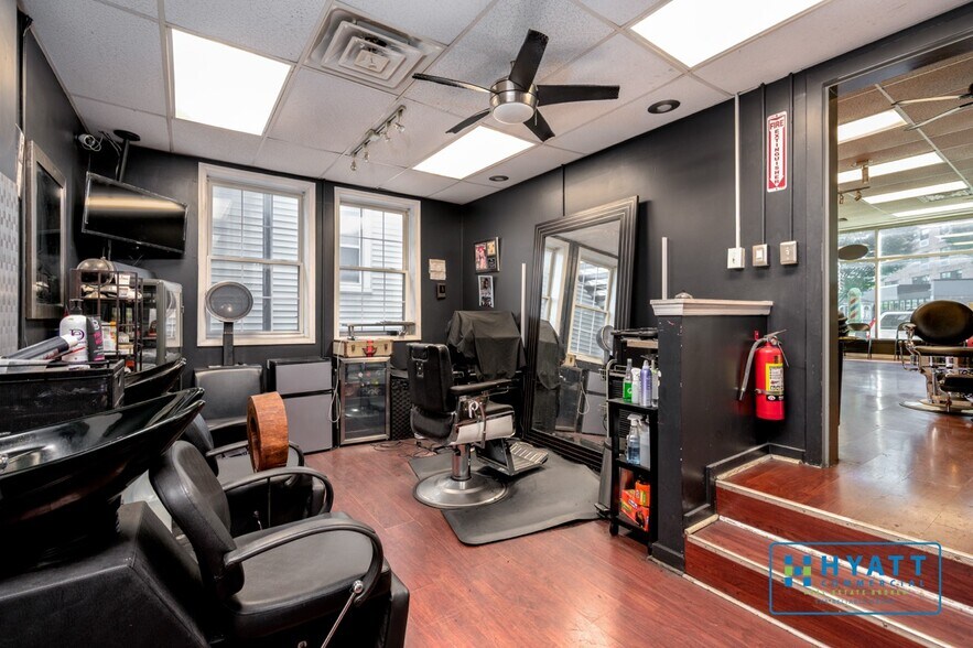 More Photos Of 7452-7456 Baltimore Annapolis Blvd, Glen Burnie Office For Lease