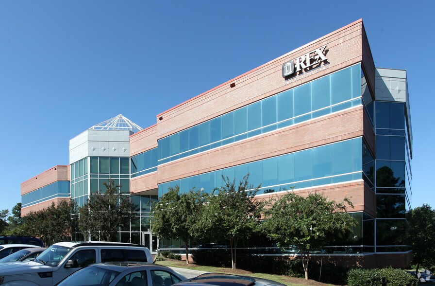 More Photos Of 2709 Blue Ridge Rd, Raleigh Medical For Lease