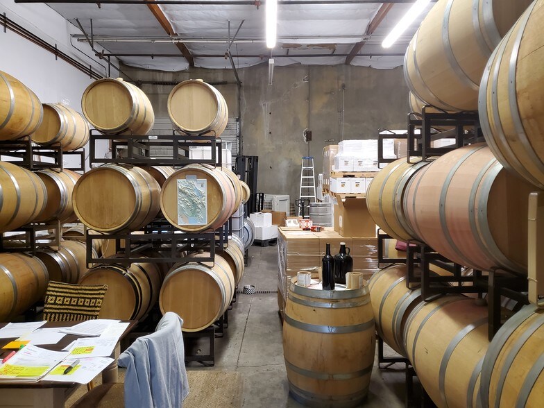 More Photos Of 902 Enterprise Way, Napa Light Manufacturing For Lease