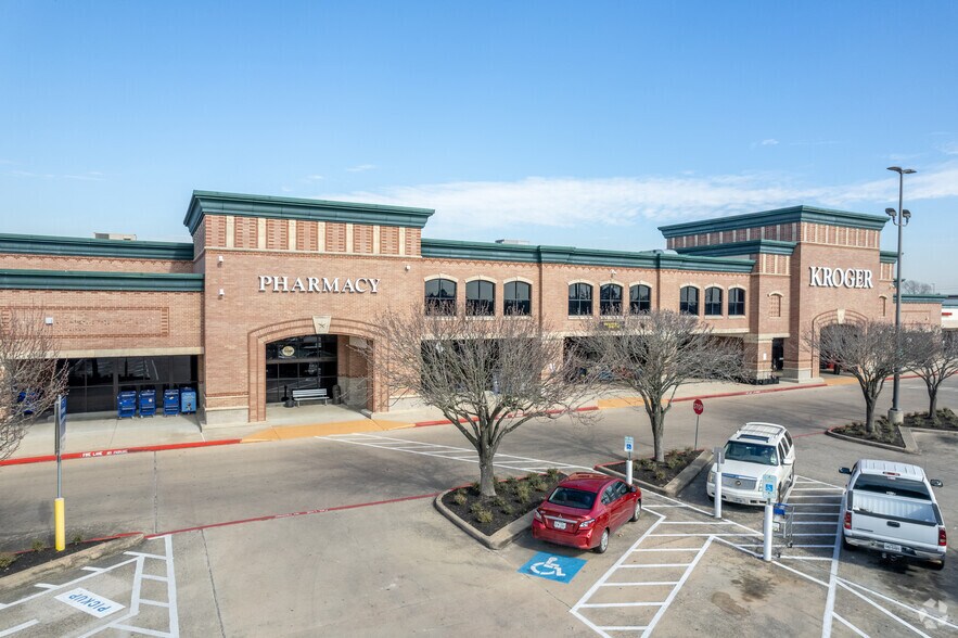 More Photos Of 6701-6831 Spencer Hwy, Pasadena Unknown For Lease