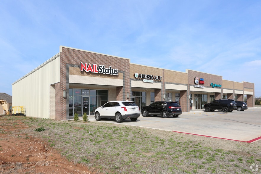 More Photos Of 4301 N Sara Rd, Yukon Freestanding For Lease