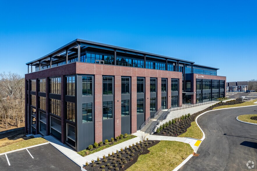 Primary Photo Of 329 S Royal Oaks Blvd, Franklin Medical For Sale