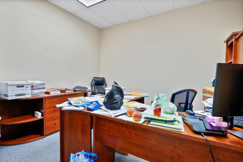 More Photos Of 4437 Brookfield Corporate Dr, Chantilly Office For Sale