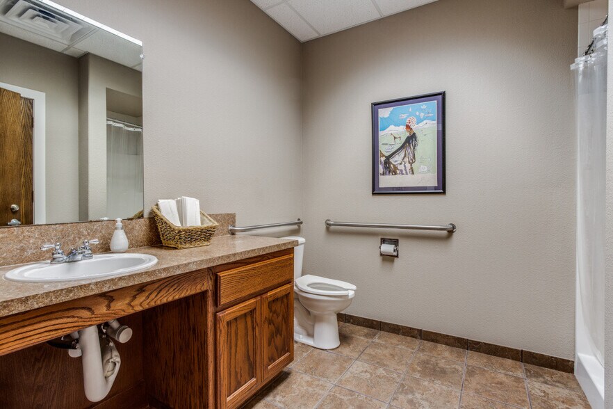 More Photos Of 660 W FM 2410 Rd, Harker Heights Medical For Lease