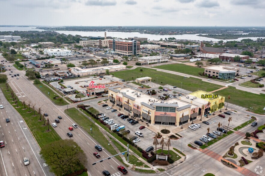 More Photos Of 1800-1820 Nasa Rd 1, Houston Unknown For Lease