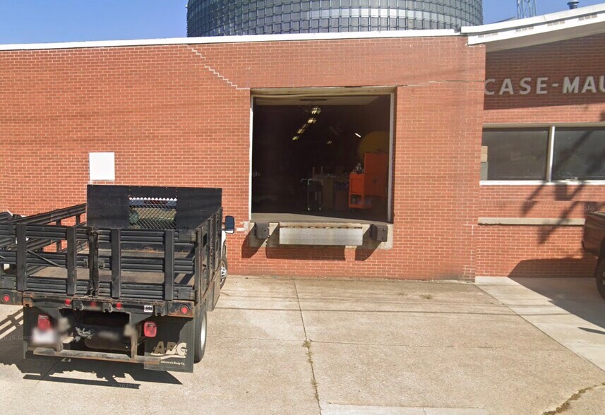 More Photos Of 30 Harker St, Mansfield Warehouse For Lease