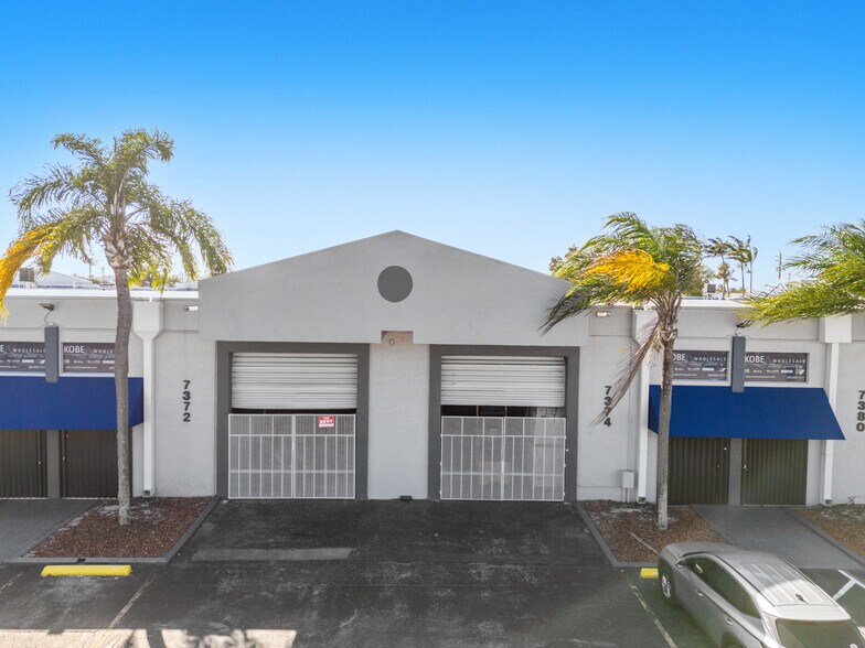 More Photos Of 7370-7384 NW 56th St, Miami Warehouse For Lease