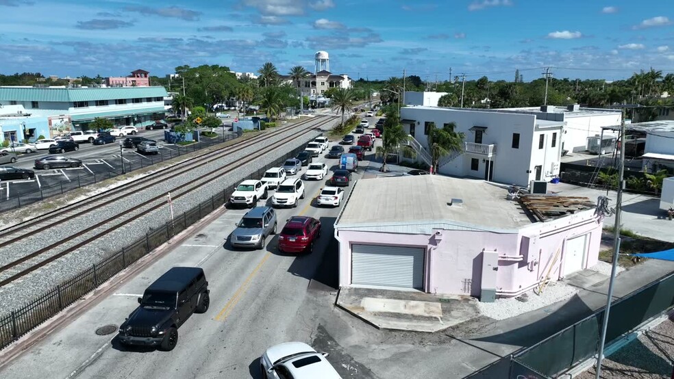 Primary Photo Of 290 S Dixie Hwy, Stuart General Retail For Sale