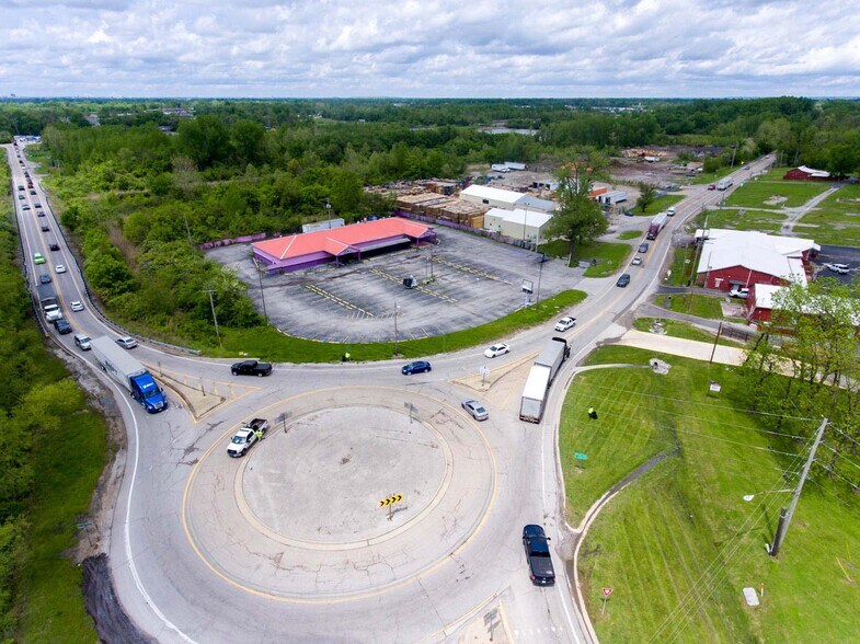 More Photos Of 243 S 88th St, Cahokia Heights General Retail For Sale