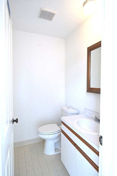 More Photos Of 1122 Clement St, San Francisco Storefront Retail Office For Lease