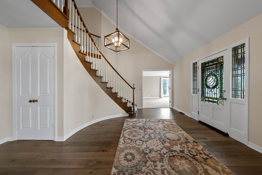 More Photos Of 1901 Moffet Rd, Saint Joseph Specialty For Sale