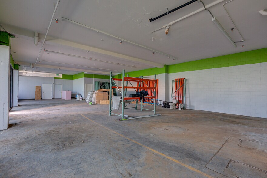 More Photos Of 4985 Whittier Blvd, Los Angeles Storefront Retail Office For Sale