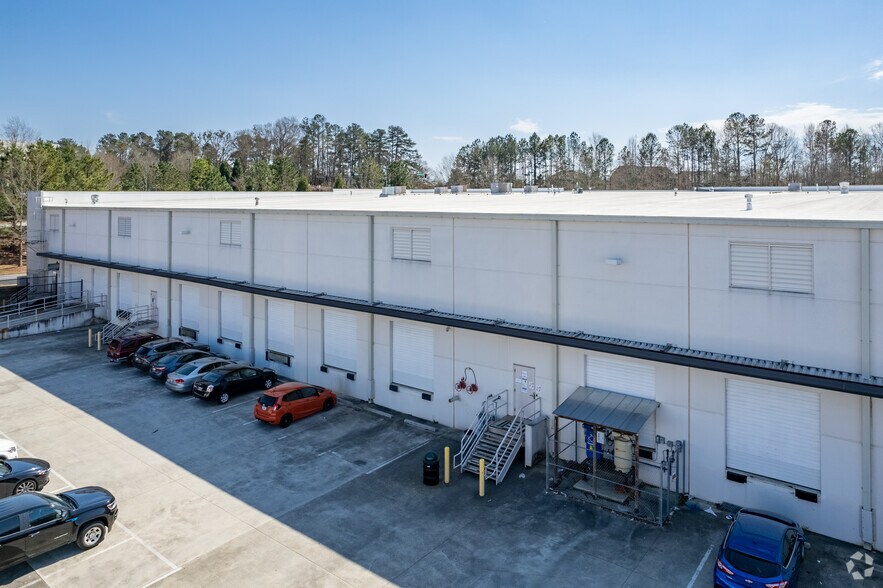 More Photos Of 4305 Hamilton Mill Rd, Buford Warehouse For Lease