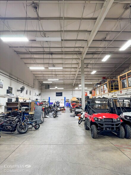 More Photos Of 63028 Sherman Rd, Bend Warehouse For Lease