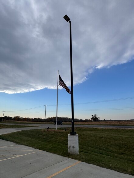 More Photos Of N643 Boulder Rd, Watertown Distribution For Sale