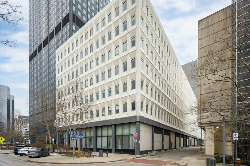 More Photos Of 55-75 Erieview Plz, Cleveland Office For Sale