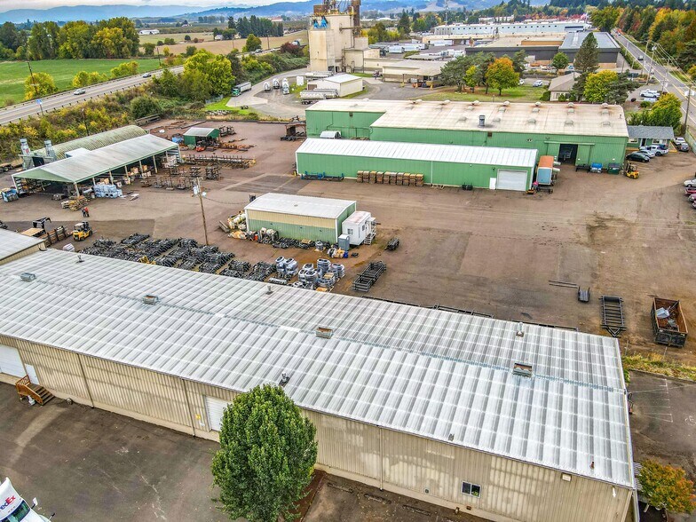 More Photos Of 280 SE Booth Bend Rd, McMinnville Manufacturing For Sale