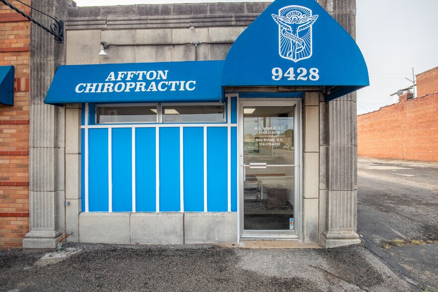 More Photos Of 9422-9428 Gravois Rd, Saint Louis Storefront For Sale