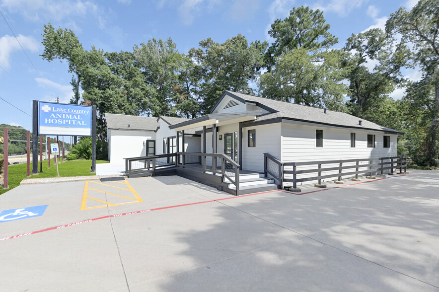 Primary Photo Of 16495 Highway 105 W, Montgomery Medical For Lease