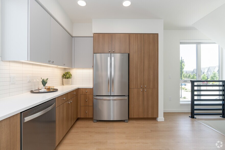 More Photos Of 3405 SE Reed Dr, Hillsboro Apartments For Lease