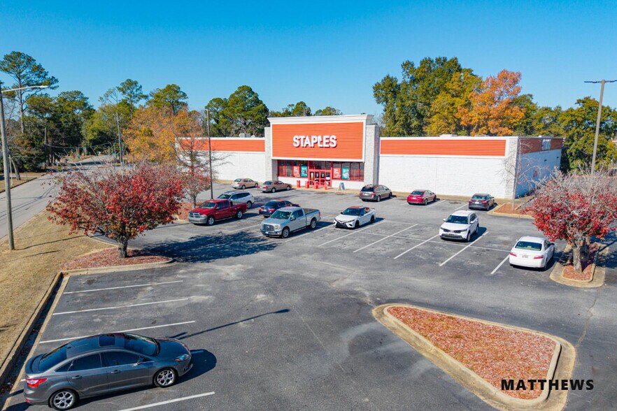 Primary Photo Of 501 N Slappey Blvd, Albany Freestanding For Sale