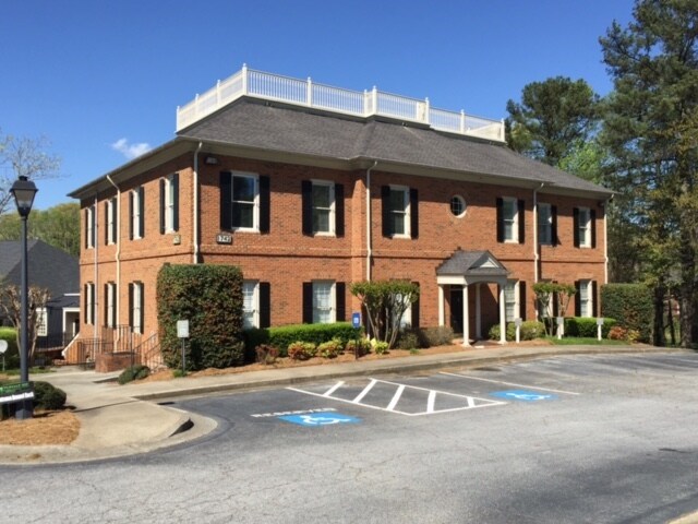 Primary Photo Of 1742 Mount Vernon Rd, Dunwoody Office For Lease