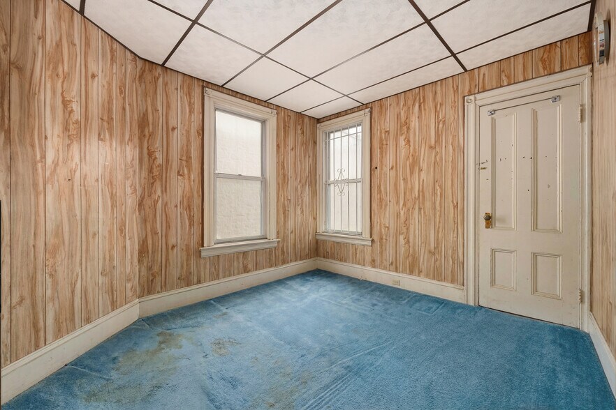 More Photos Of 250 Midwood St, Brooklyn Flex For Sale