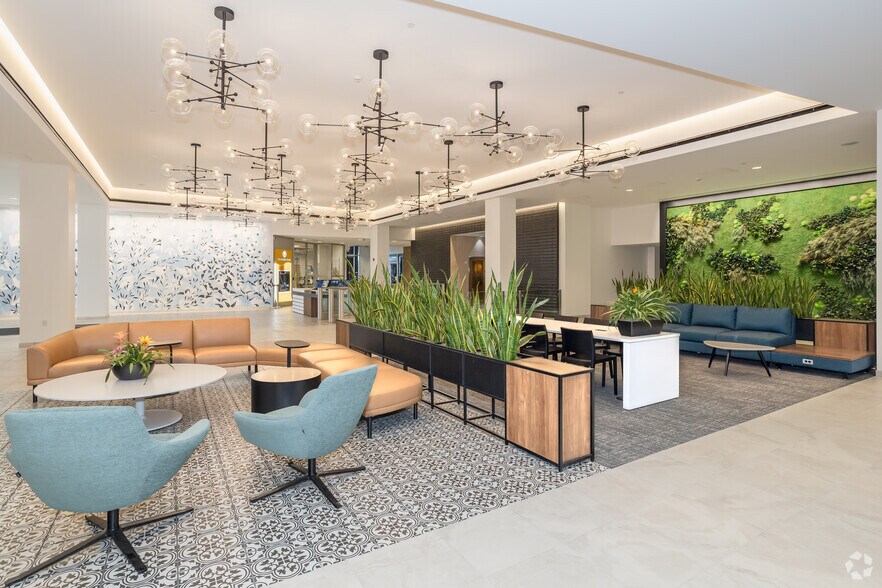 More Photos Of 801 K St, Sacramento Office For Lease